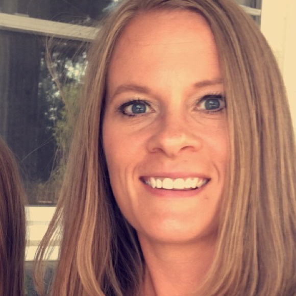 Meet your Posher, Alisha - Picture 1 of 1